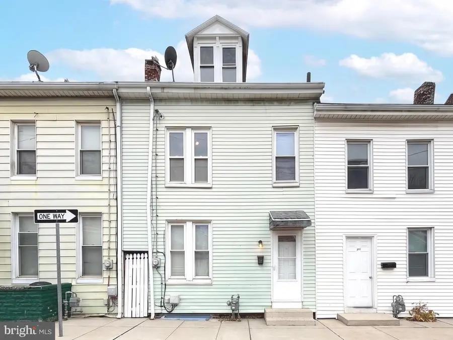 34 N Franklin St, York, PA 17403 - #2