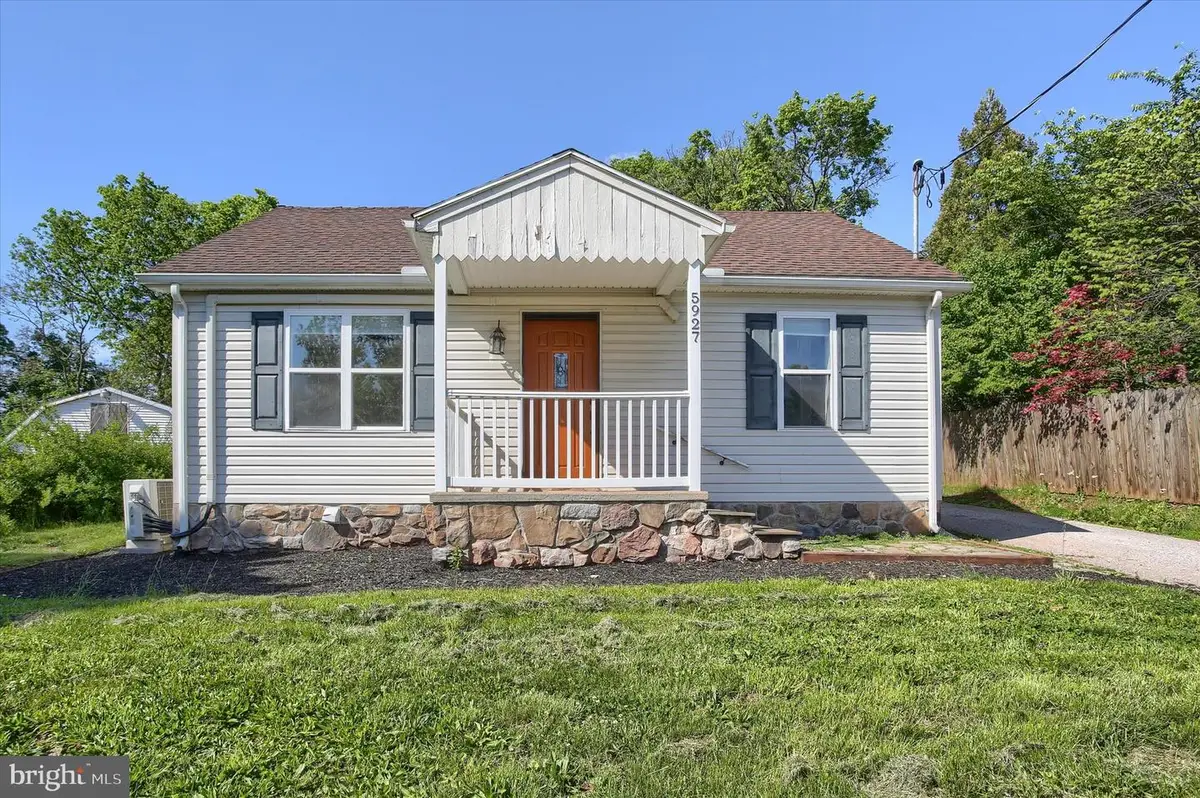 5927 Susquehanna Trl, Manchester, PA 17345 - #1