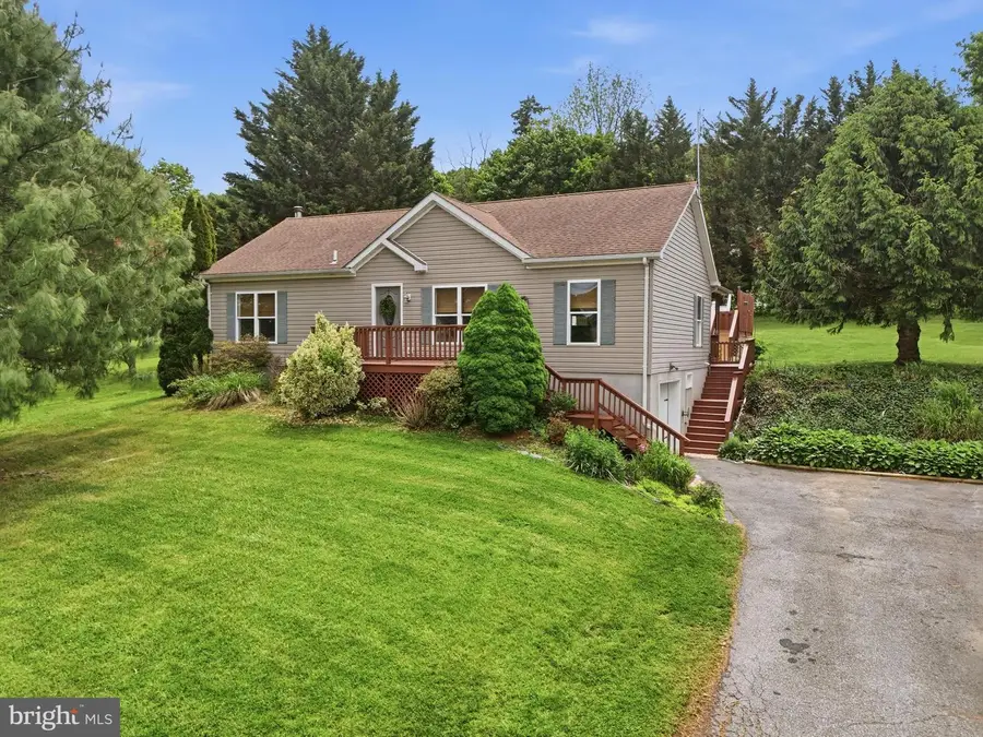 408 Main St, Delta, PA 17314 - #2