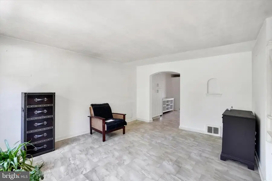 1409 4th Ave, York, PA 17403 - #3