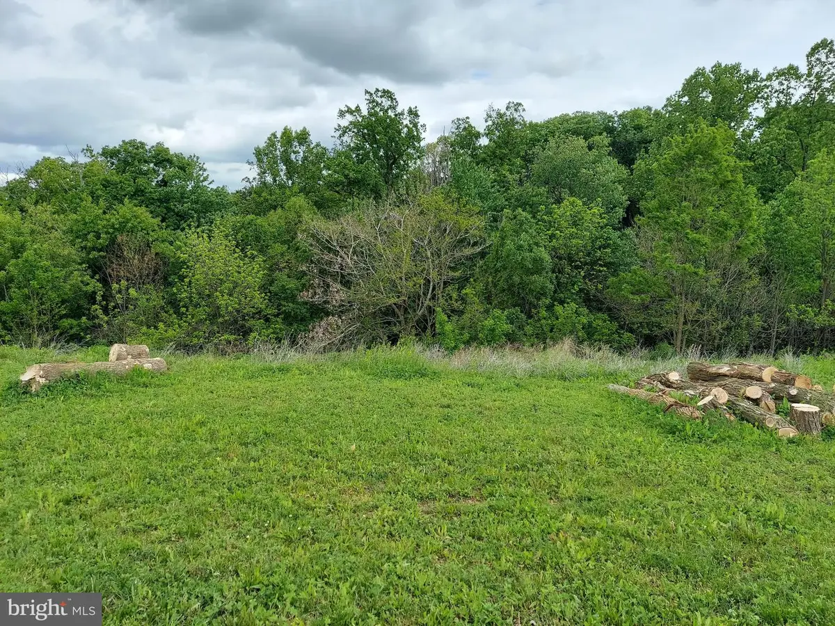 236 Sunset Cir, Red Lion, PA 17356 - #1