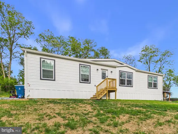 345 Boxwood Rd, RED LION, PA 17356
