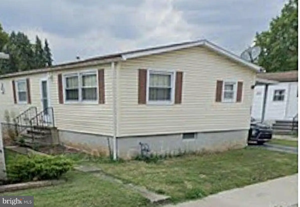 303 W Walnut St, Hanover, PA 17331 - #1