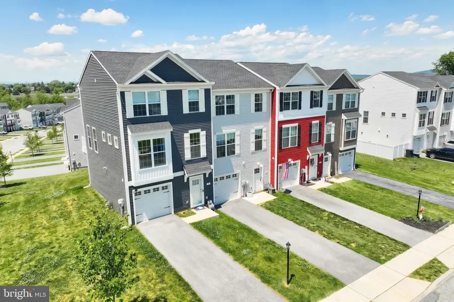 26 Pacer Dr, Hanover, PA 17331 - #3