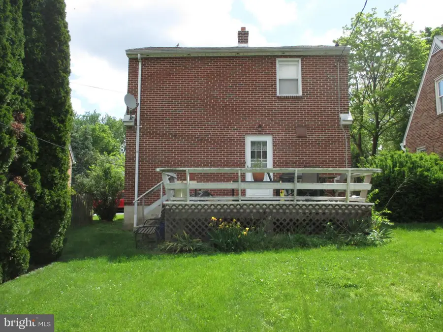 988 Midland Ave, York, PA 17403 - #2