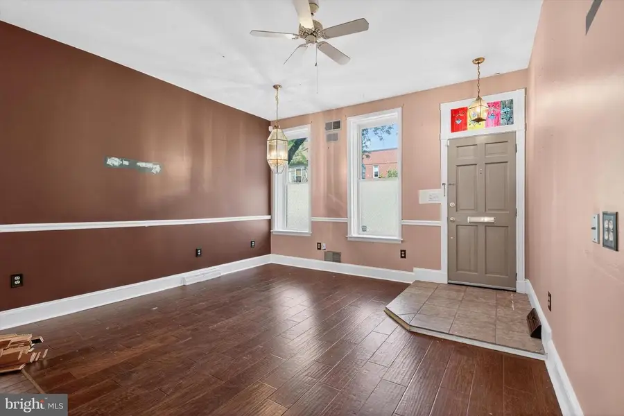 124 S Newberry St, York, PA 17401 - #3