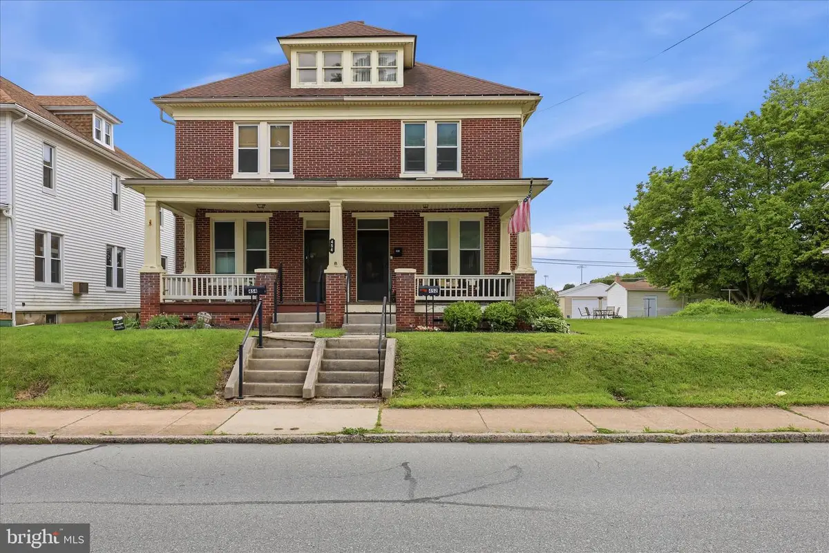 452 S Main St, Red Lion, PA 17356 - #1
