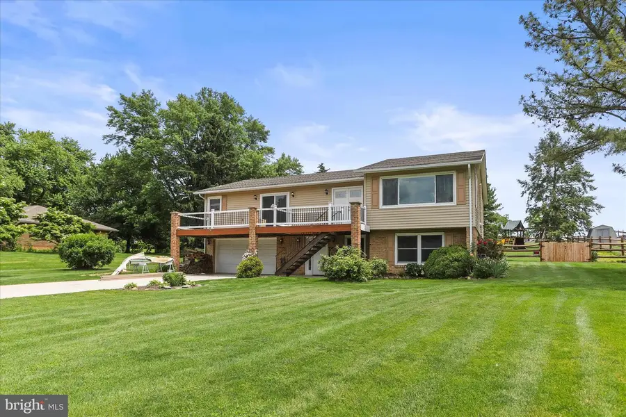 88 Sunset Dr, Hanover, PA 17331 - #2