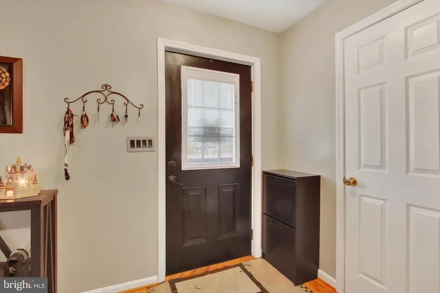 211 Moore Dr, Hanover, PA 17331 - #2