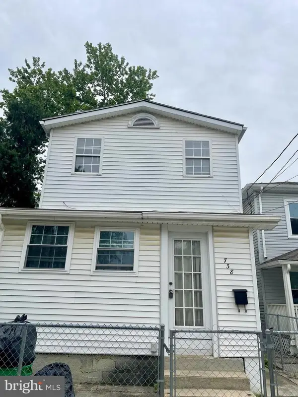 738 Edison St, YORK, PA 17403