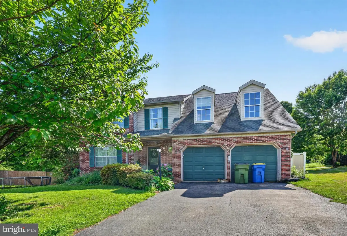 1070 S Gora Rd, York, PA 17404 - #1
