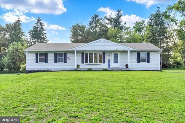24 Keeney Sunset Dr, SHREWSBURY, PA 17361