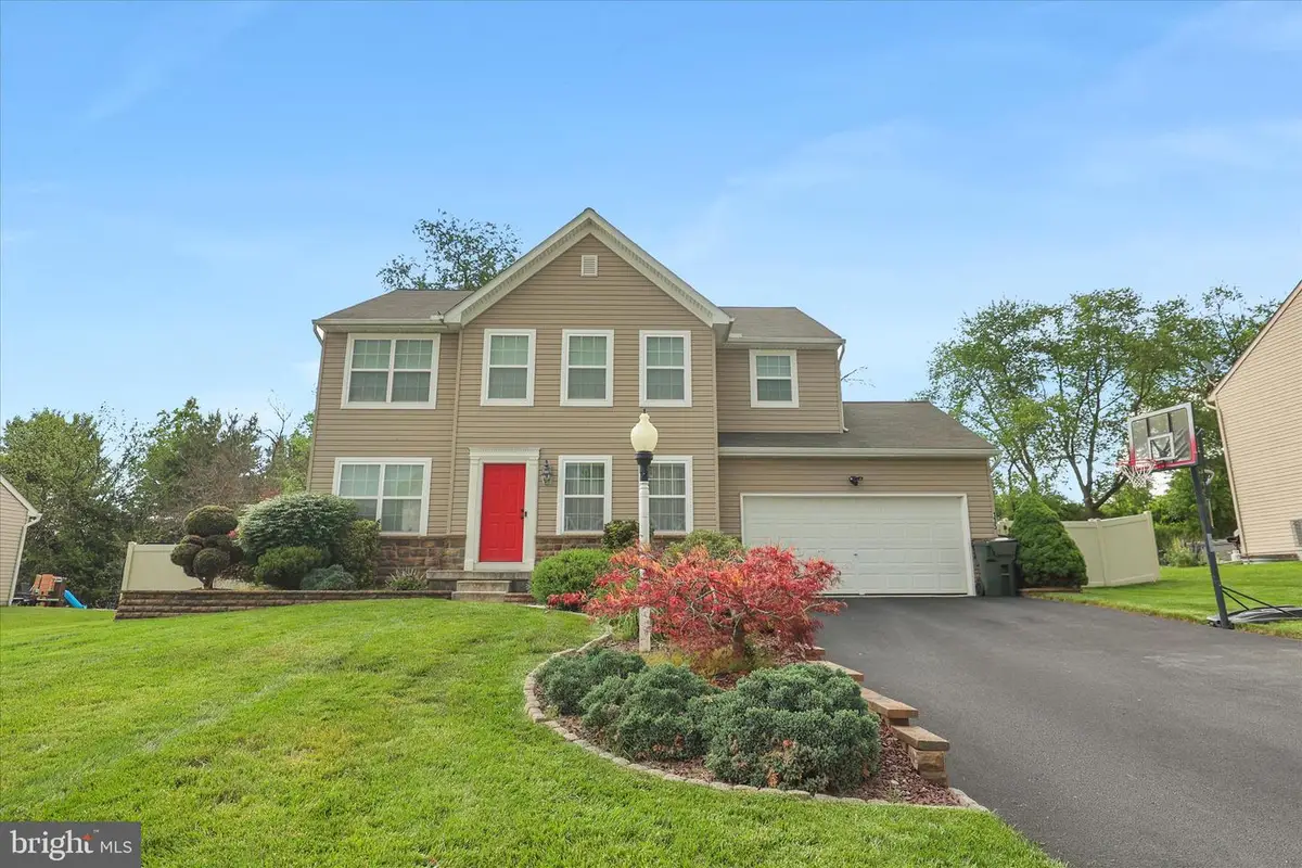 135 Surrey Ln, York, PA 17402 - #1