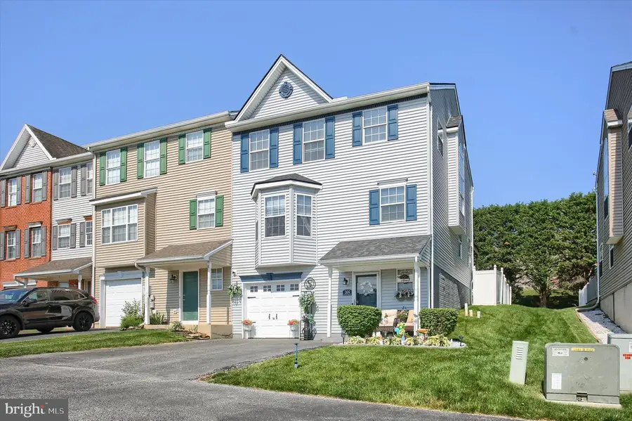 166 Country Ridge Dr, Red Lion, PA 17356 - #3