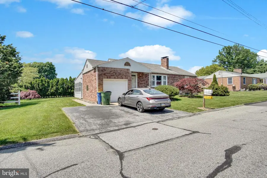 2776 Clear Springs Blvd, York, PA 17406 - #2