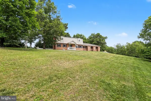 1380 Valley Green Rd, ETTERS, PA 17319