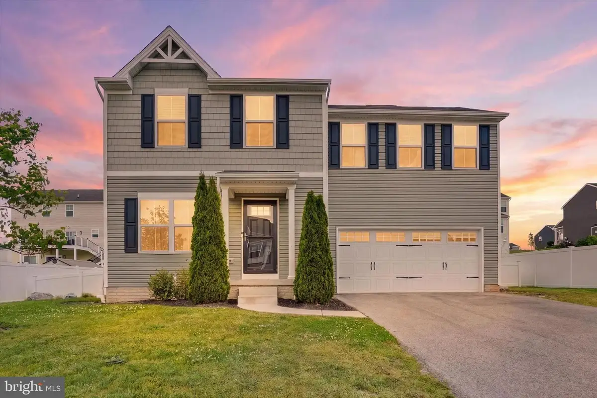 3410 Summer Dr, Dover, PA 17315 - #1