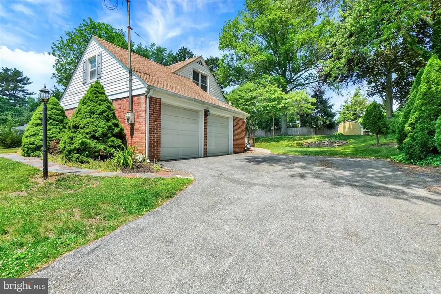 29 Maple Rd, York, PA 17403 - #3