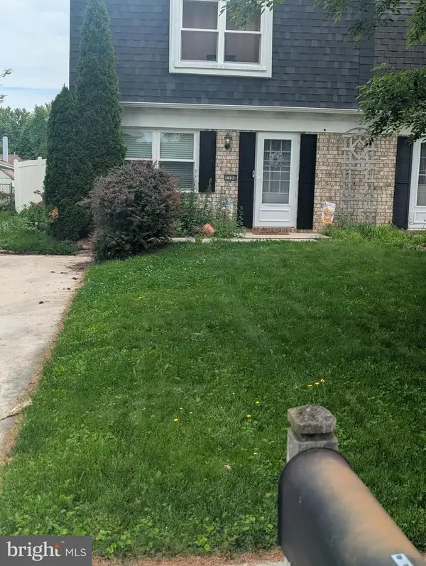 558 Hammond Ave, HANOVER, PA 17331