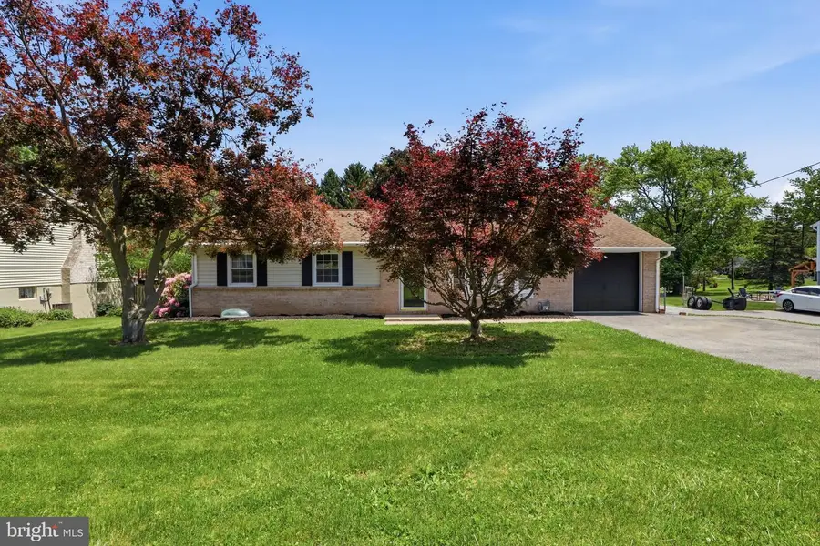 1825 Powder Mill Rd, York, PA 17402 - #2