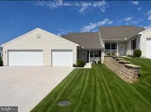 1332 Pleasant View Dr #75, Spring Grove, PA 17362 - #1
