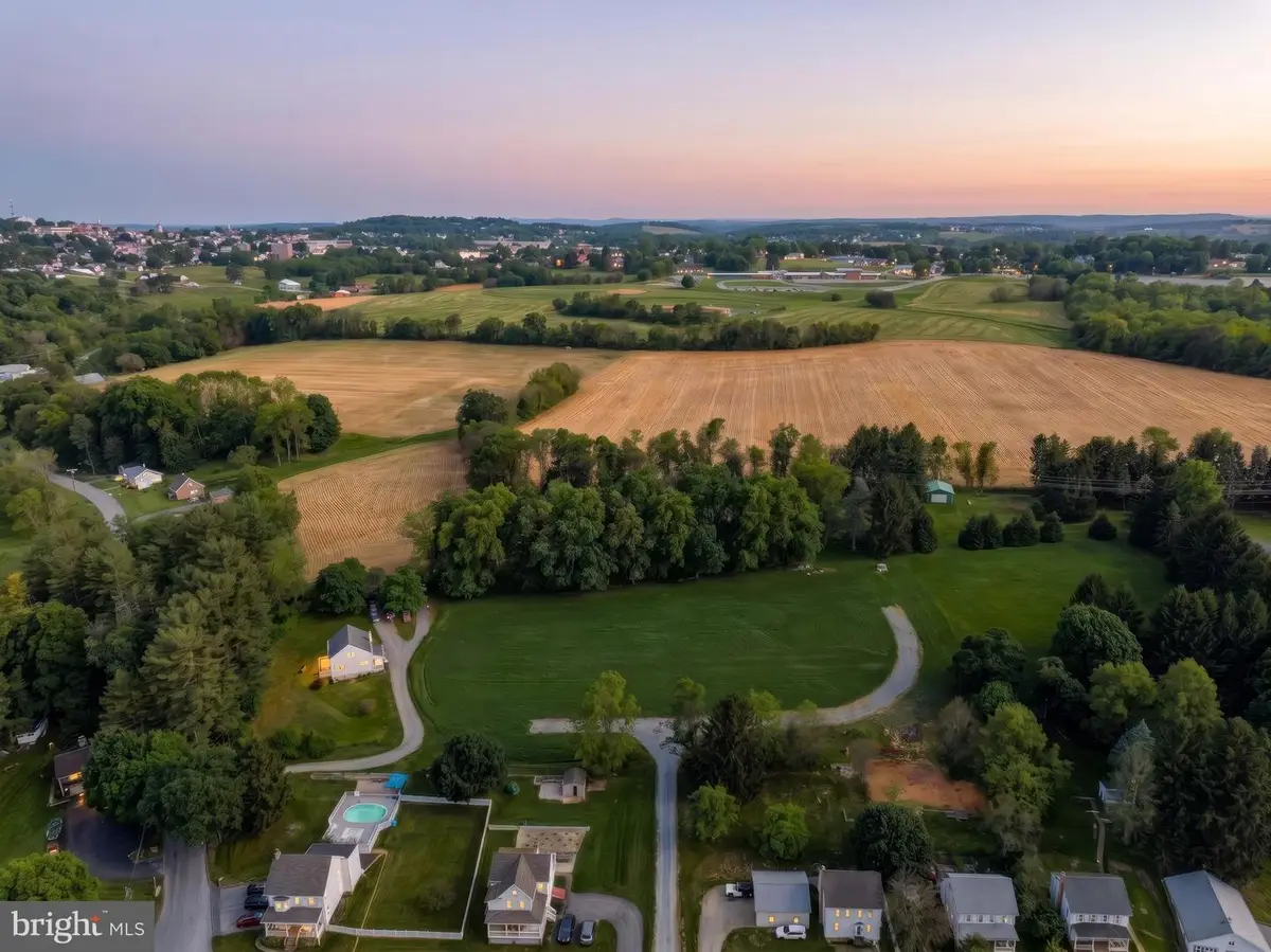 361 Springvale Rd, Red Lion, PA 17356 - #1