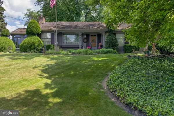 4190 Wolfs Church Rd, YORK, PA 17408