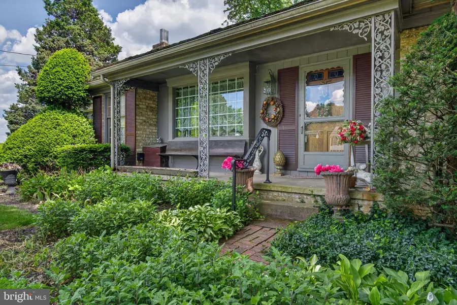 4190 Wolfs Church Rd, York, PA 17408 - #3