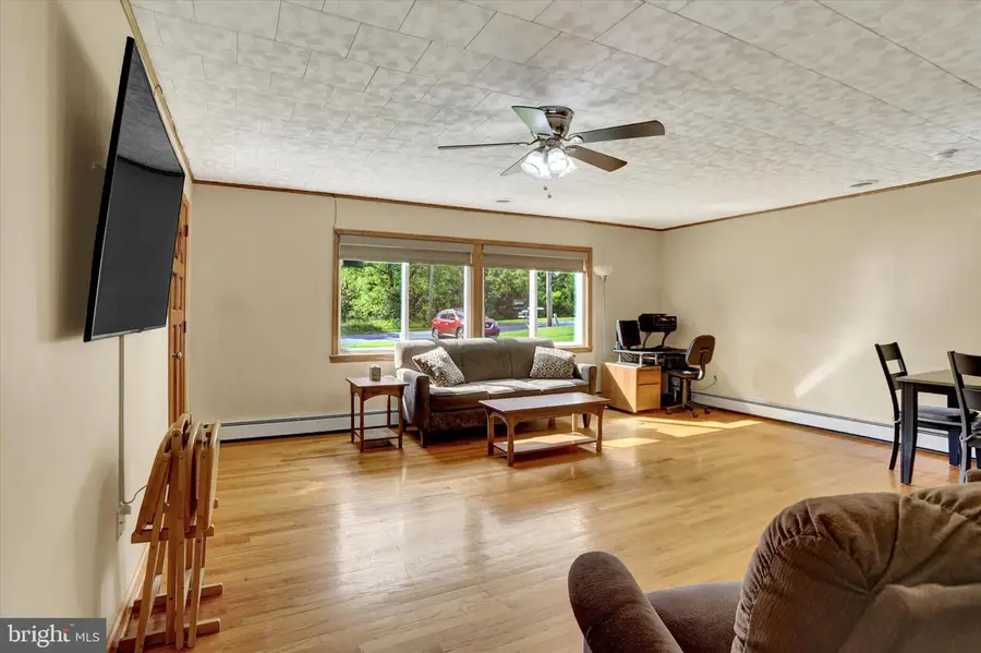 737 Range End Rd, Dillsburg, PA 17019 - #3