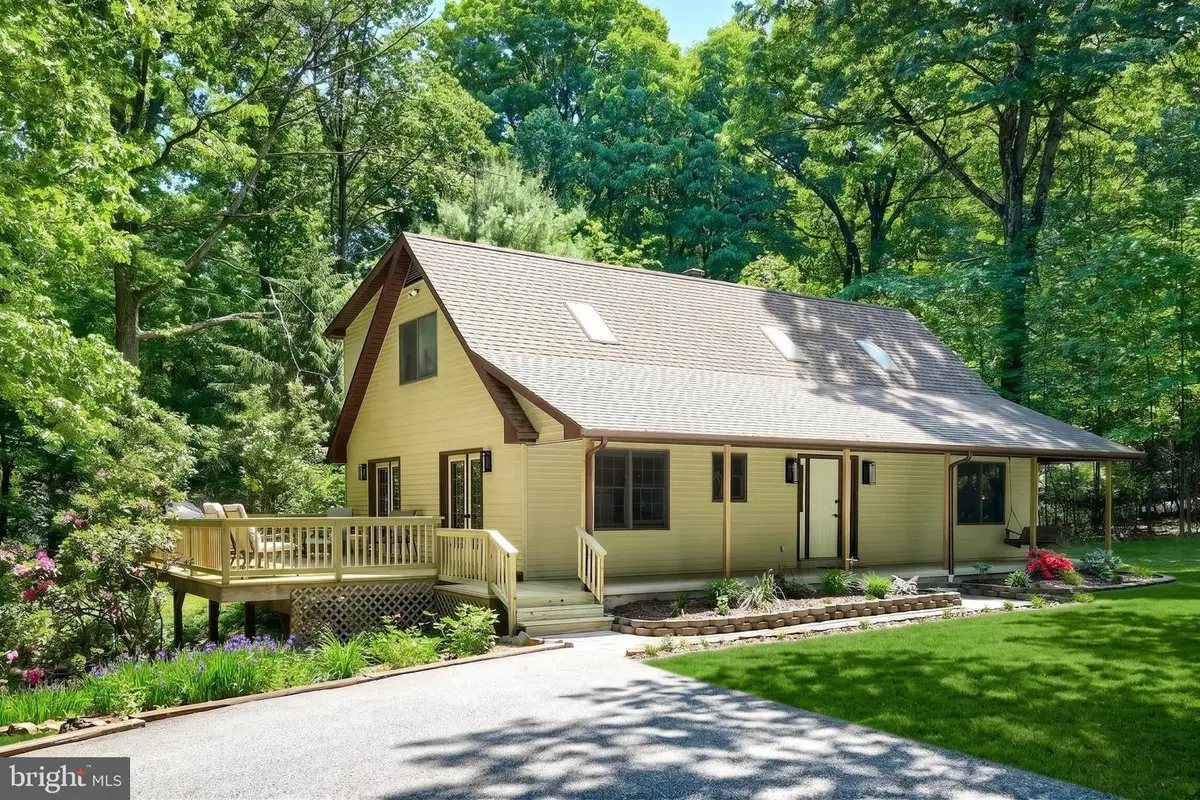 2429 Tall Oak Ln, Glenville, PA 17329 - #1