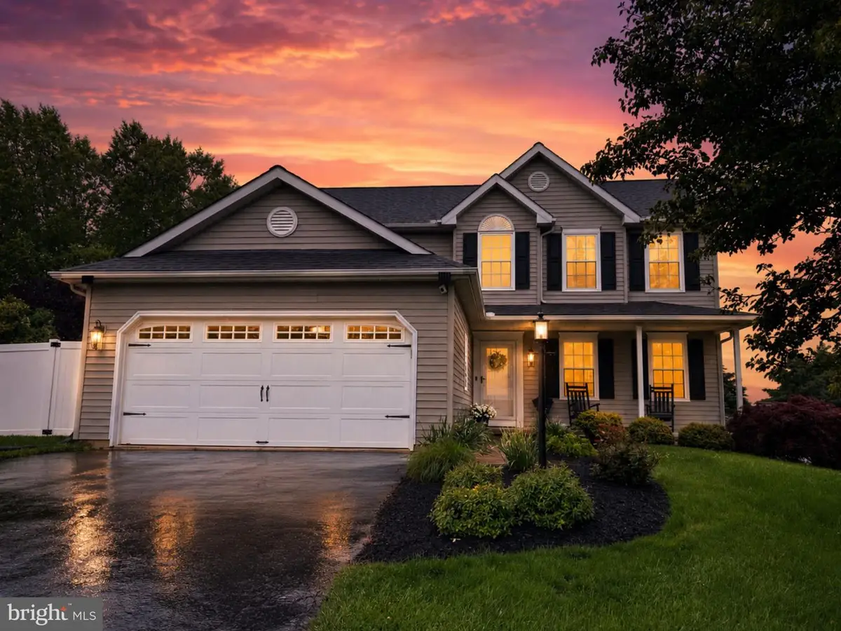 604 Bartlett Dr, Dallastown, PA 17313 - #1