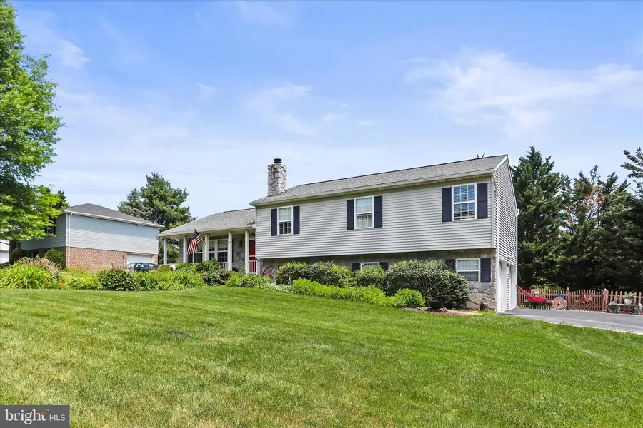 17 Ecker Ave, Stewartstown, PA 17363 - #3