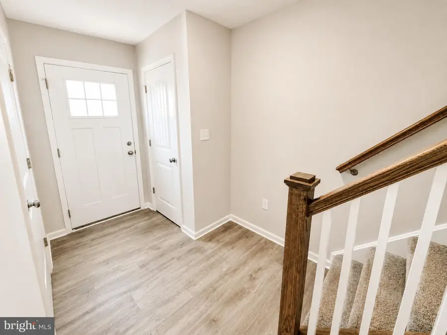 65 Overlook Dr, Hanover, PA 17331 - #2