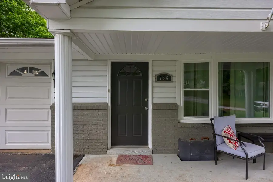 786 Summit Dr, Dallastown, PA 17313 - #3