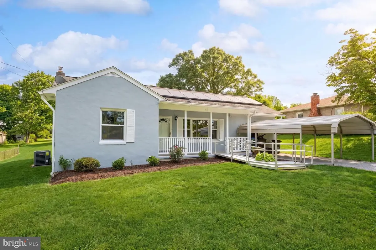 44 Springvale Rd, Red Lion, PA 17356 - #1