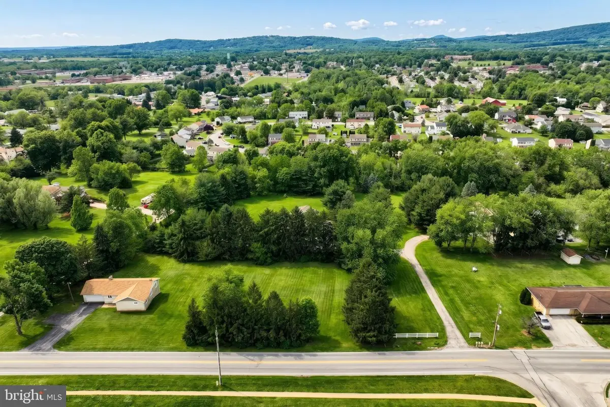2069 Palomino Rd, Dover, PA 17315 - #1
