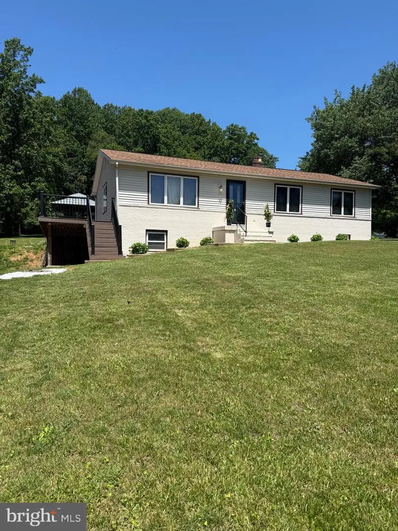 5007 Woods Rd, Stewartstown, PA 17363 - #2