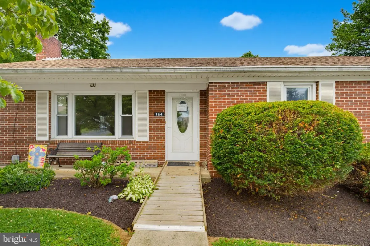 144 Bond St, New Freedom, PA 17349 - #1