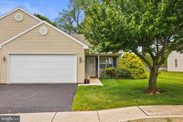 128 Furlong Way #128, RED LION, PA 17356