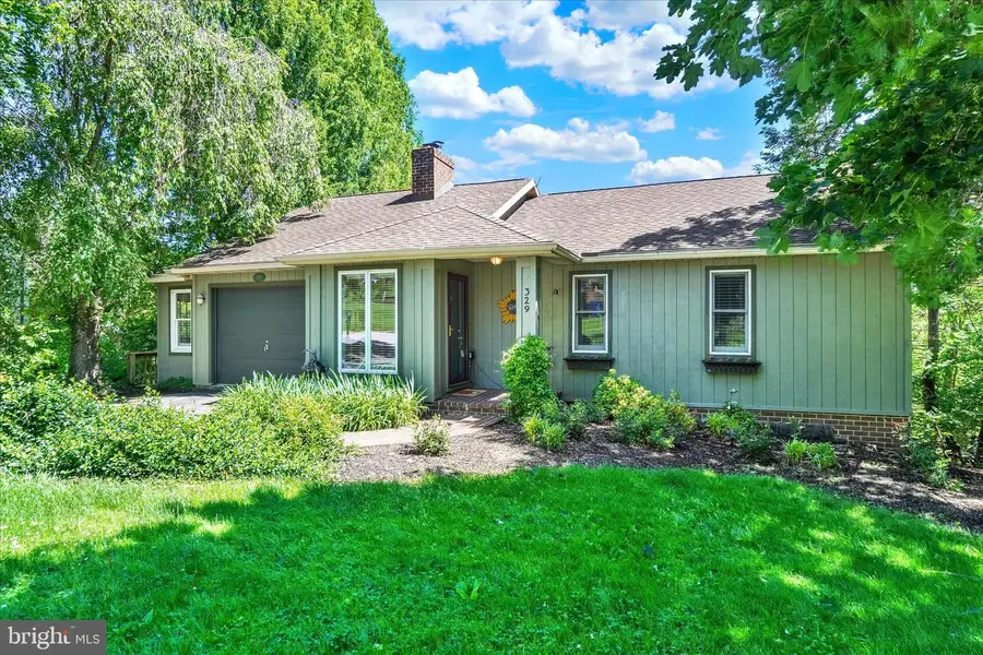 329 Shasta Dr, York, PA 17402 - #3