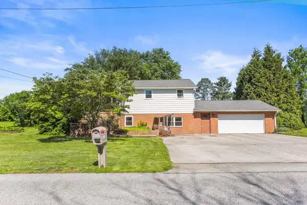 1734 Cemetery Rd, YORK, PA 17408