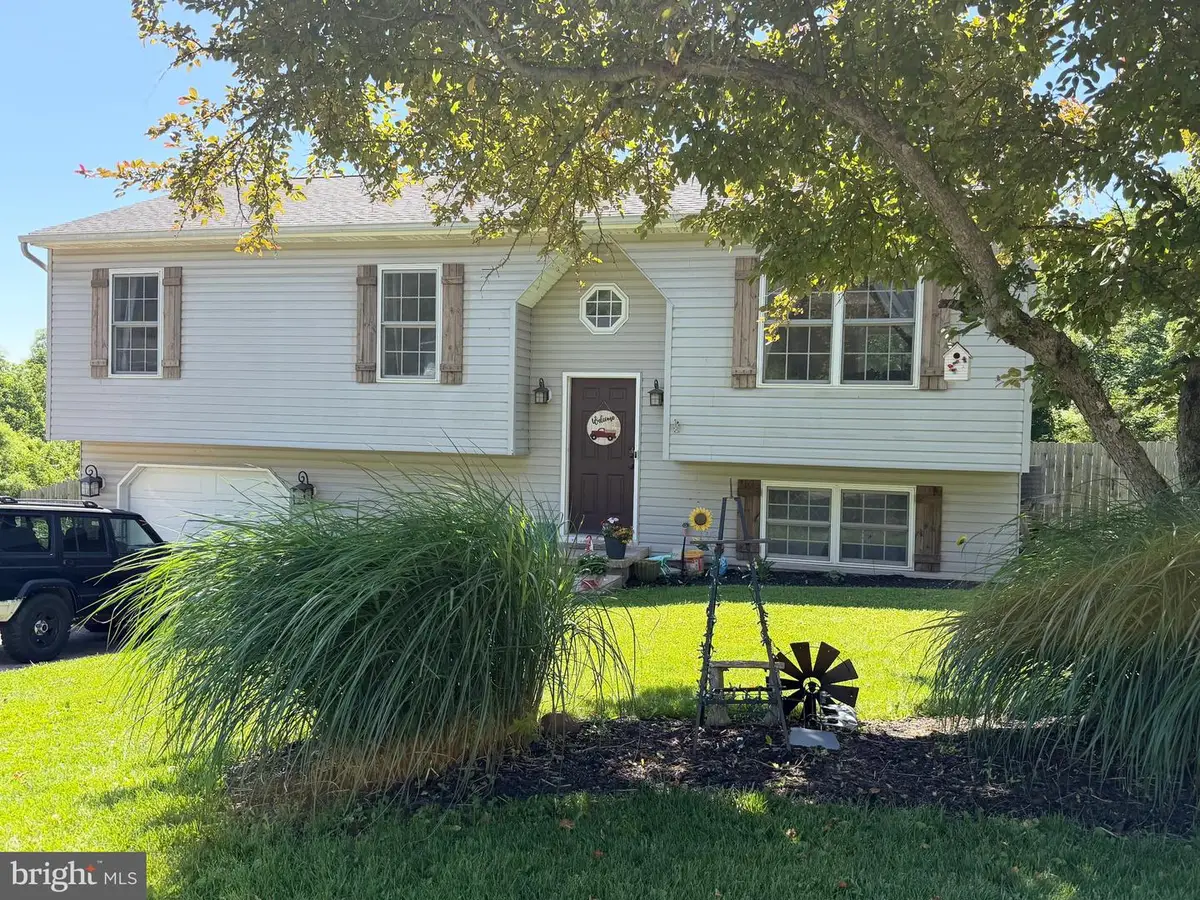 50 Rebecca Dr, York Haven, PA 17370 - #1