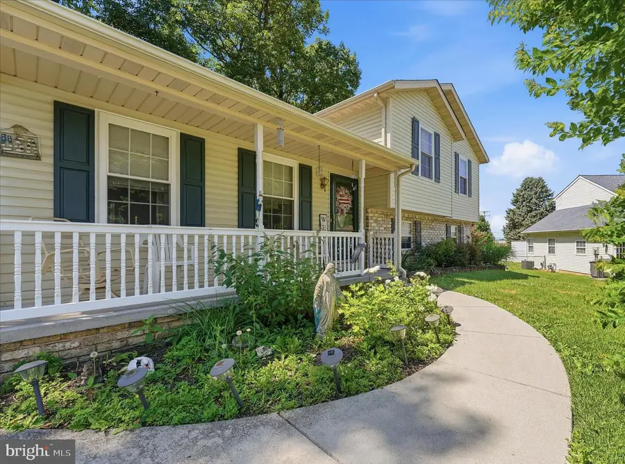 1126 Cobblestone Ct, Hanover, PA 17331 - #2