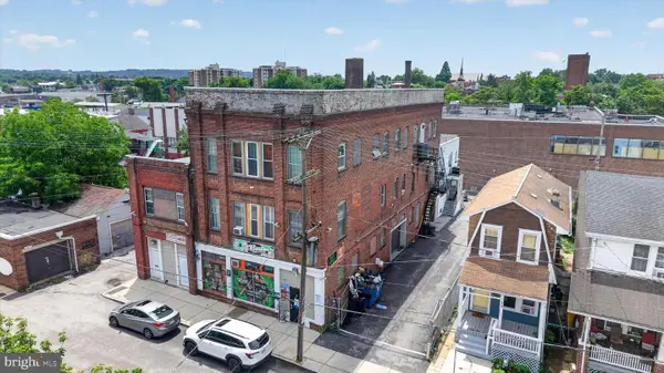 22 N State St, YORK, PA 17403
