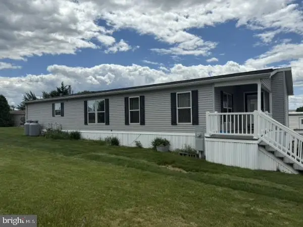 124 Lisa Cir, York, PA 17406 - #1