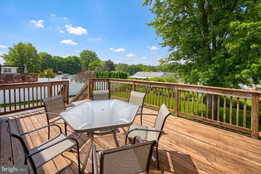 221 Perry Ave, York, PA 17408 - #2