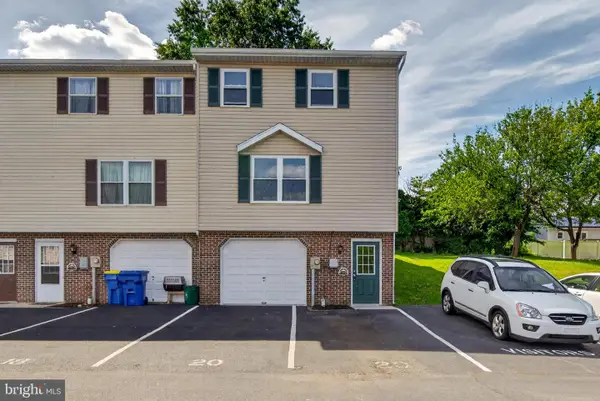 20 Pine Dr, MANCHESTER, PA 17345
