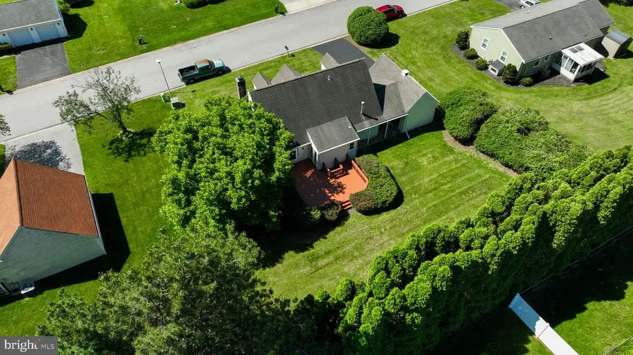 123 Westview Dr, Shrewsbury, PA 17361 - #3