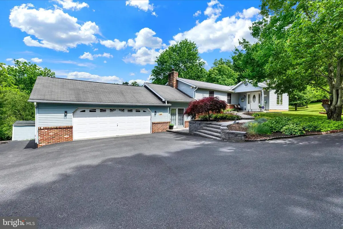 1149 Fawn Grove Rd, New Park, PA 17352 - #1