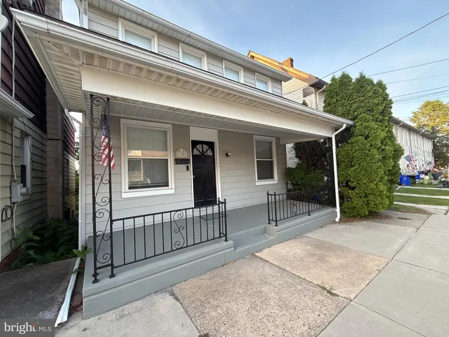 105 E Maple St, Dallastown, PA 17313 - #2